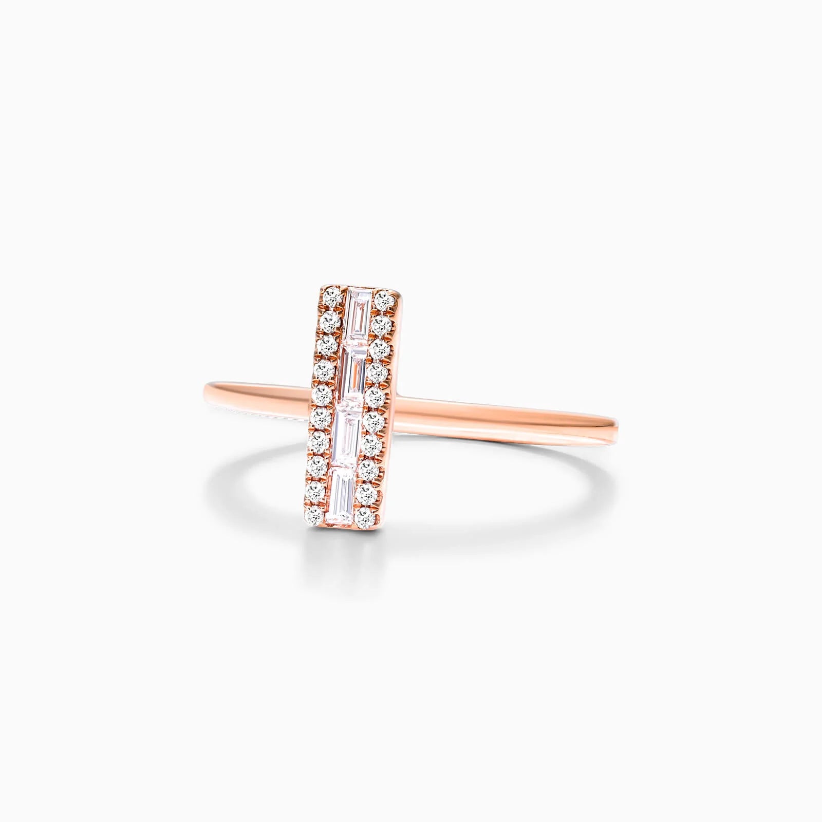 Anel de Barra em Ouro 18k c/ Diamantes Brilhantes e Baguette