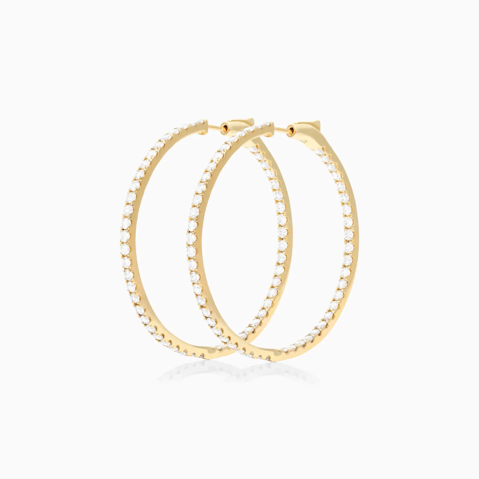 Brinco Argola de Ouro Amarelo 18k Com Diamantes Brilhantes 3,00 Pts o Par