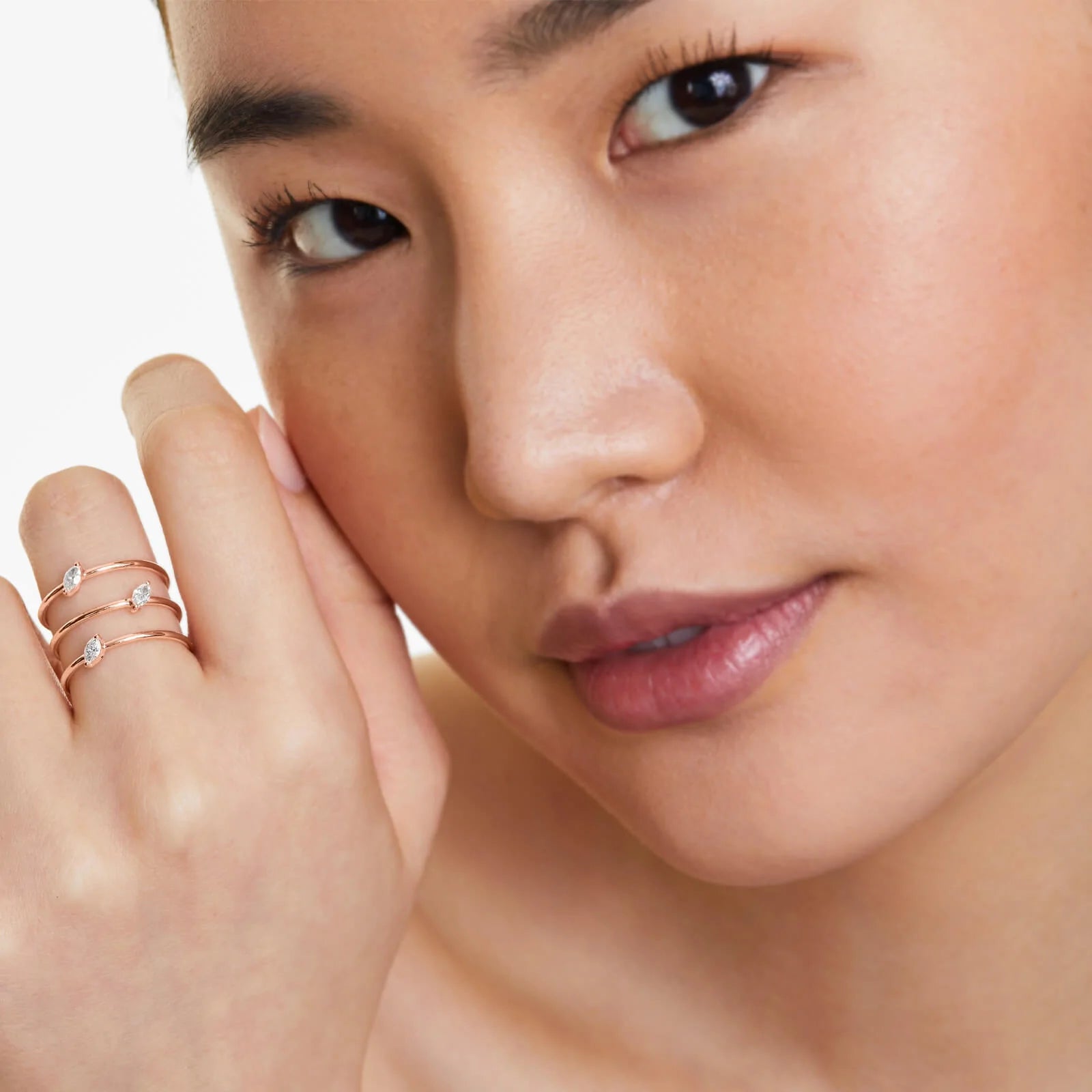 Anel De Três Fileira Ouro 18k Delicado Diamante Marquise