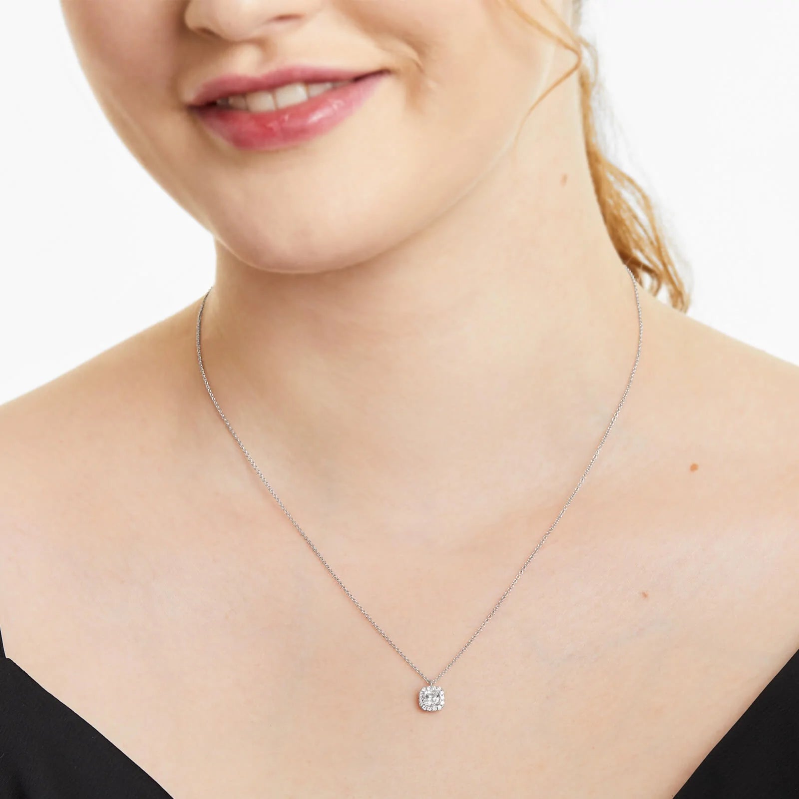 Corrente Feminina em Ouro 18k Ponto de luz Diamantes Luxo