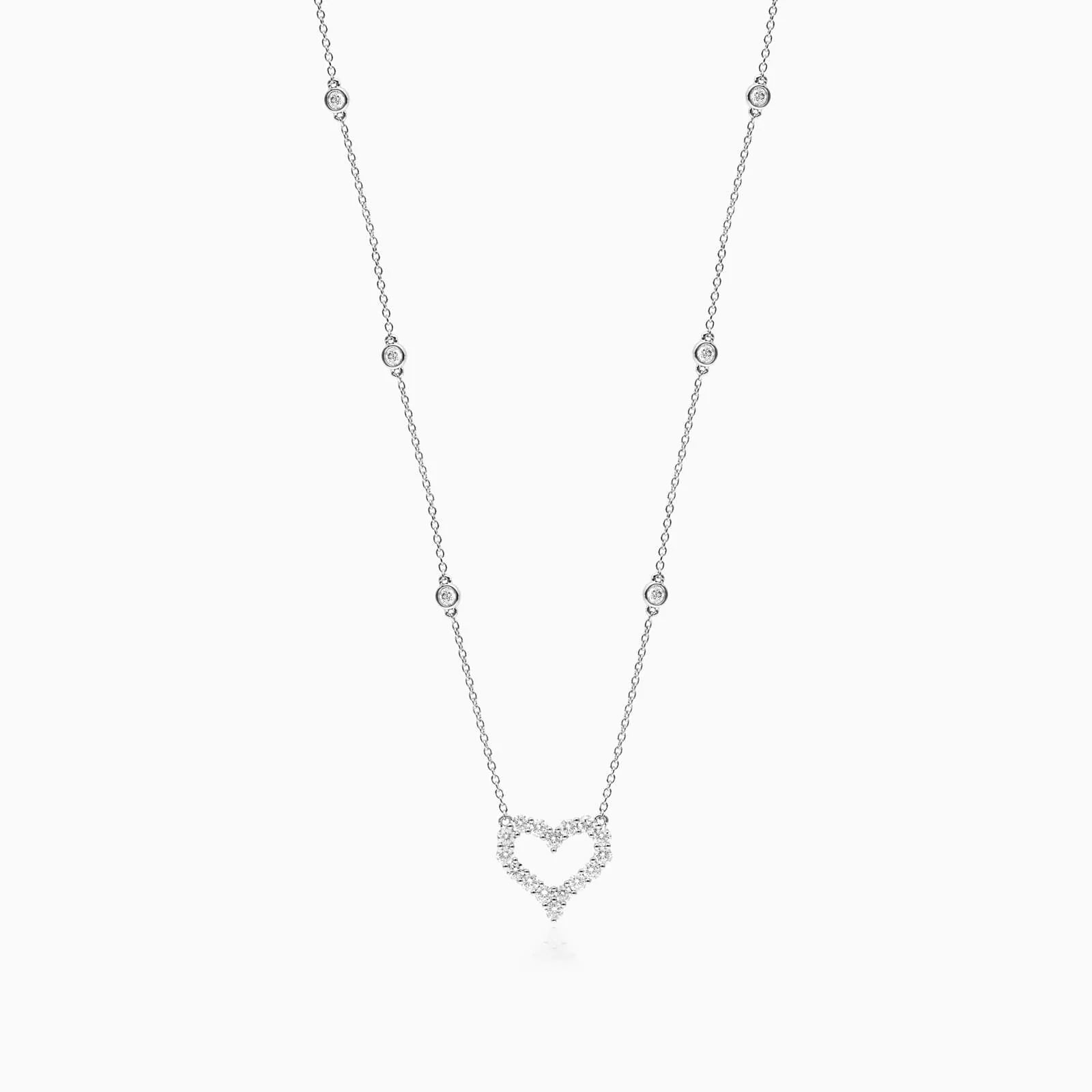 Corrente feminina em Ouro 18k diamantes e Heart Luxo