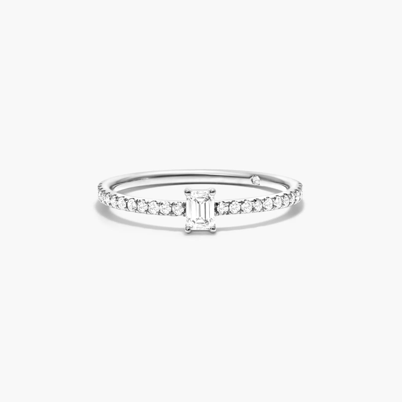 Anel De Ouro 18k Noivado C/ Diamante Quadrado e Brilhantes