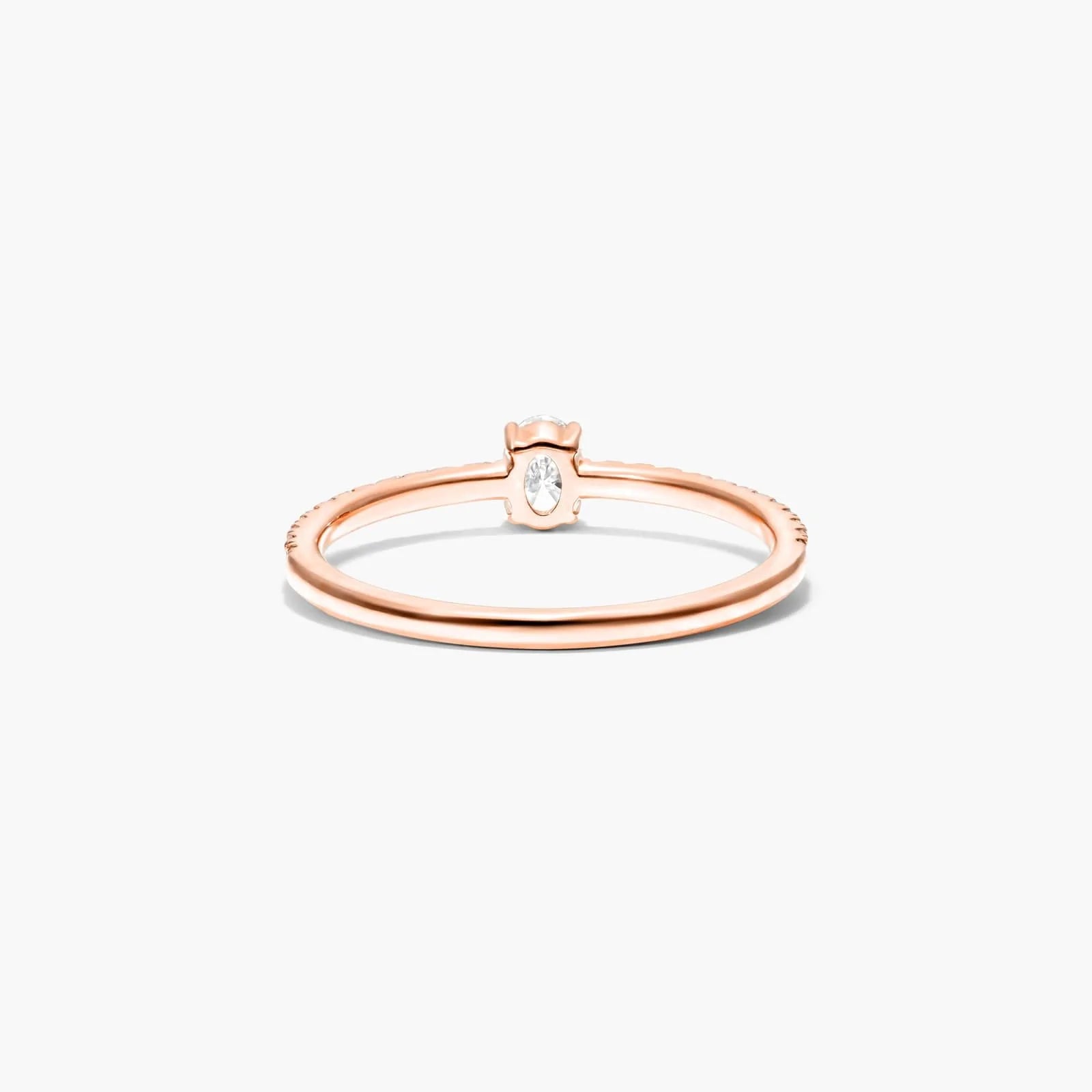 Anel De Ouro 18k Noivado C/ Diamante Oval E Brilhantes