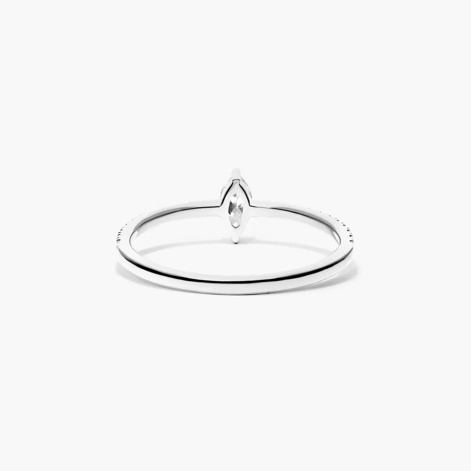 Anel De Ouro 18k Noivado C/ Diamante Marquise E Brilhantes