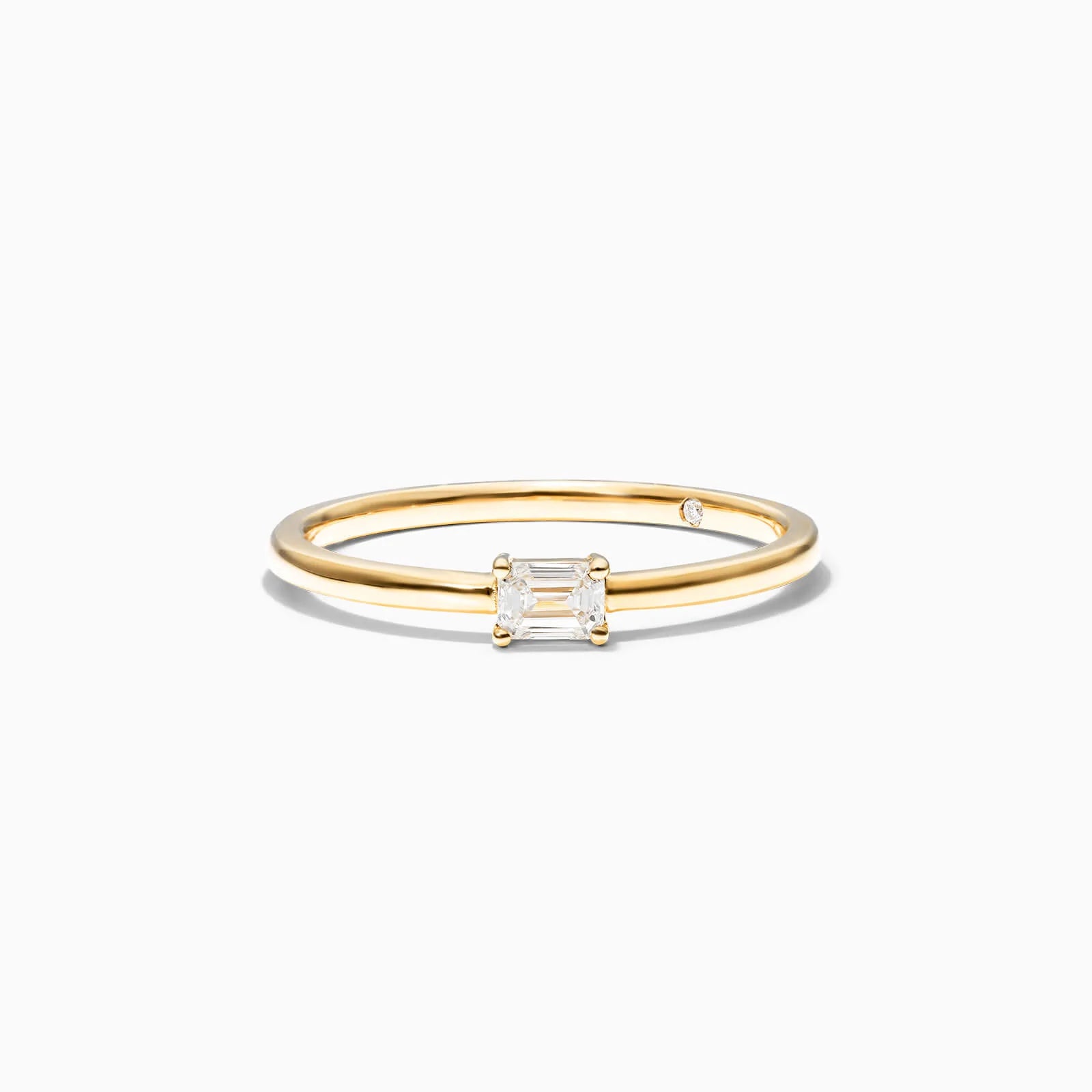Anel De Ouro Amarelo 18k Delicado Diamante Baguette Solitario