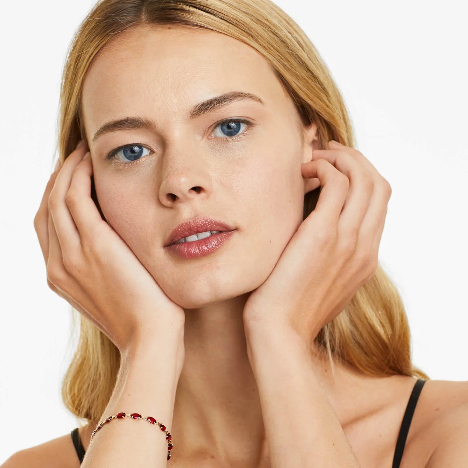 Pulseira Feminina de Ouro Amarelo 18k Granada Luxo