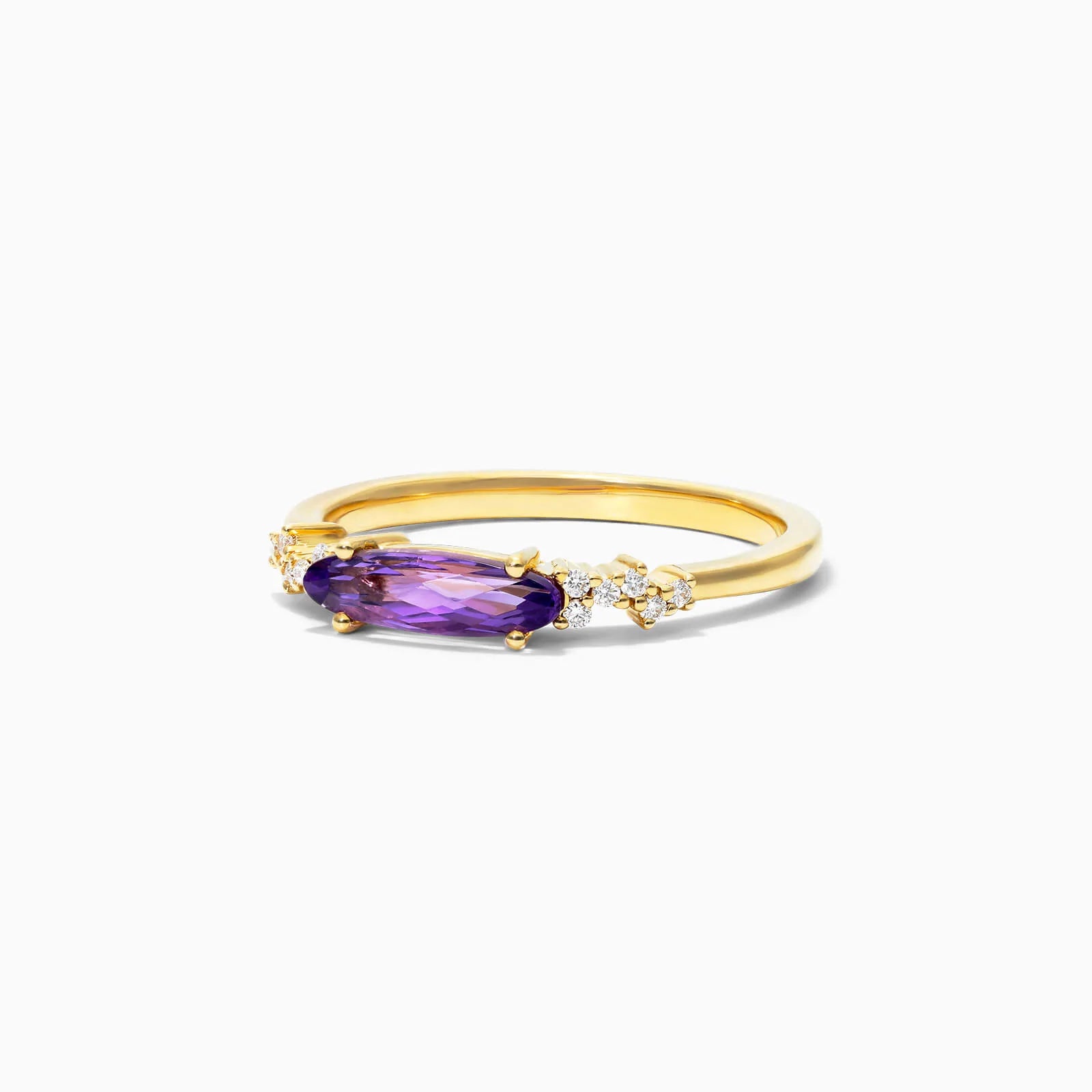 Anel De Ouro 18k C/ Ametista Oval Solitario e Diamantes Brilhantes