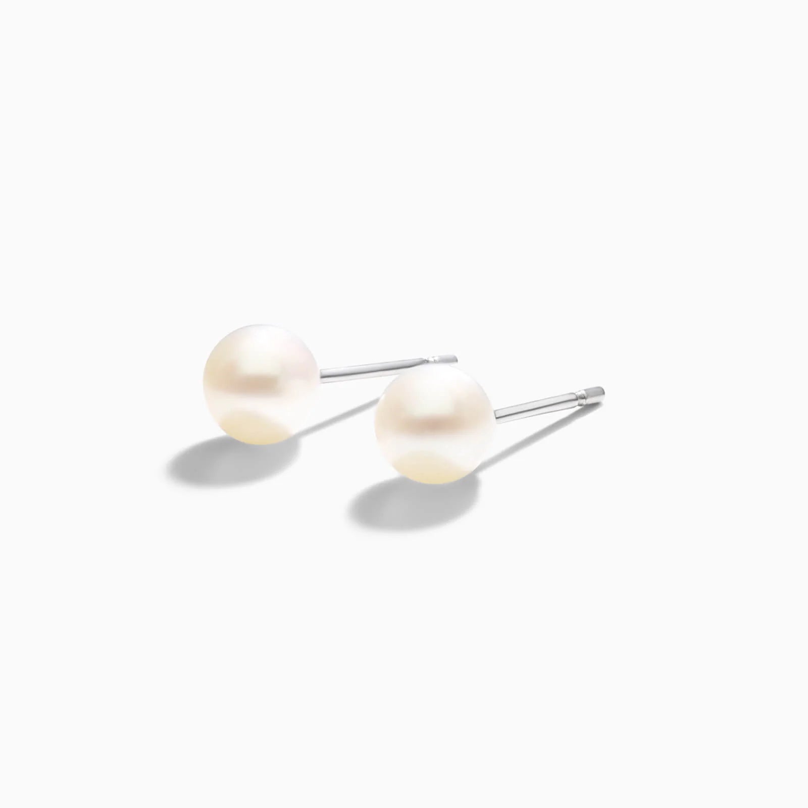 Brinco de Luxo em Ouro Branco 18k Com Perola