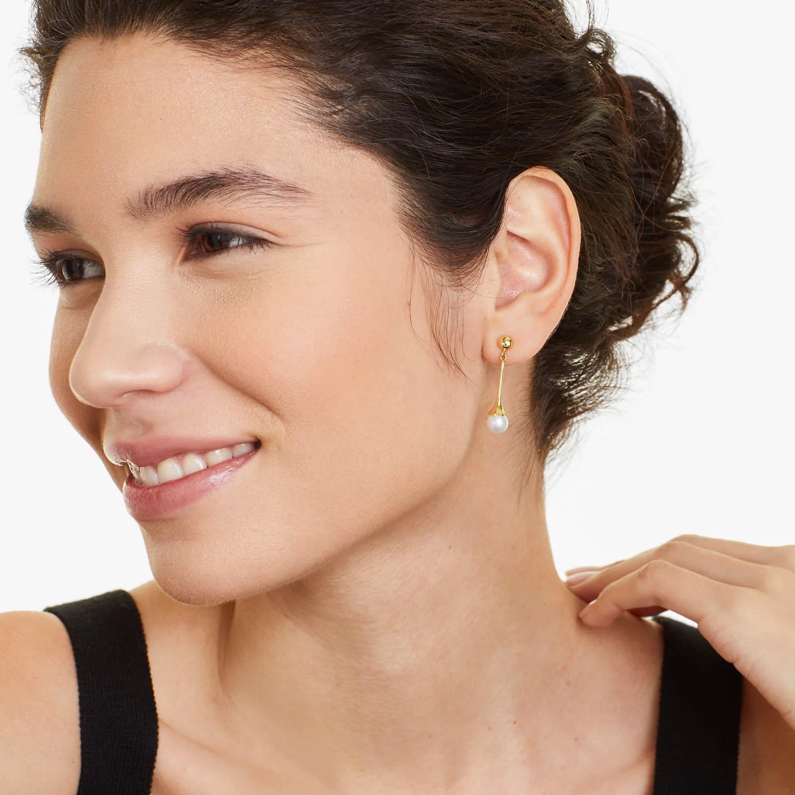 Brinco Argola de Ouro Amarelo 18k com Perolas Minimalista