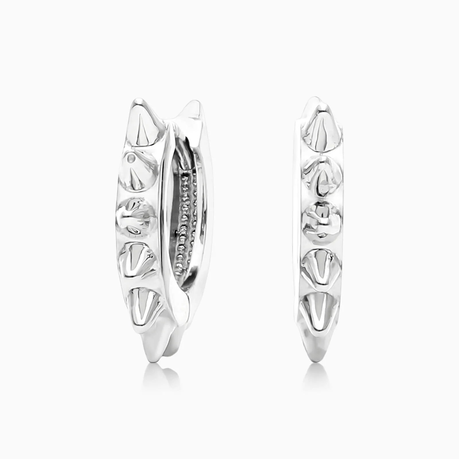 Brinco De Argolas Huggie C/ Triangulos em Ouro 18k Branco