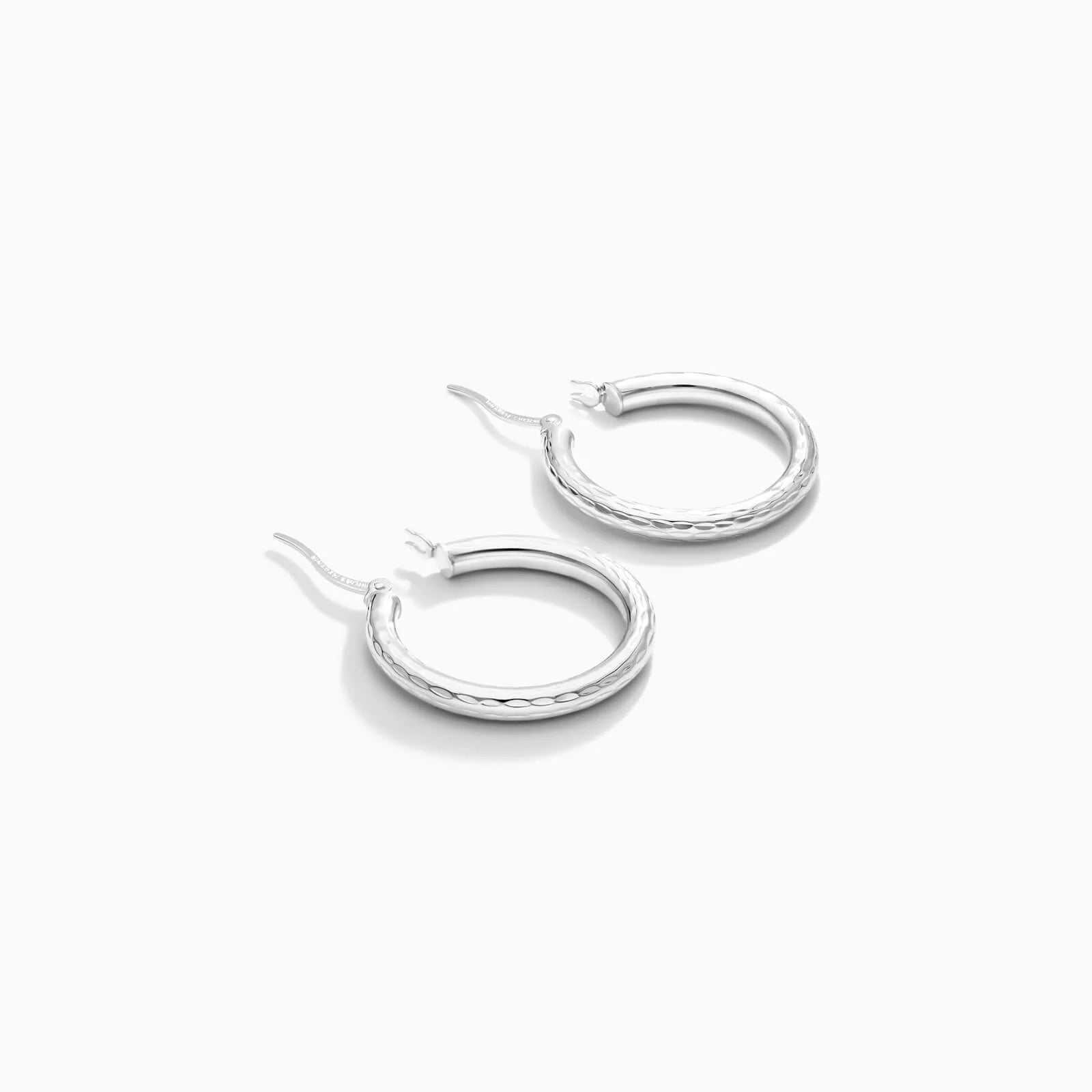 Brinco de Ouro Branco 18k Feminino De Argola 2,5cm