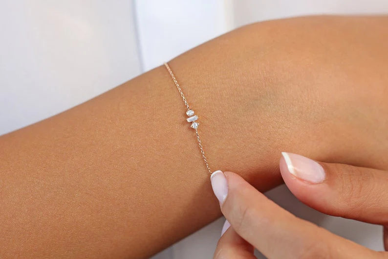 Pulseira Feminina Delicado de Ouro Branco 18k Diamante Alternado