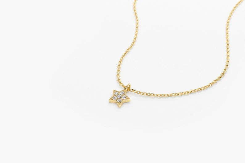 Corrente de ouro 18k feminina mini estrela Diamantes
