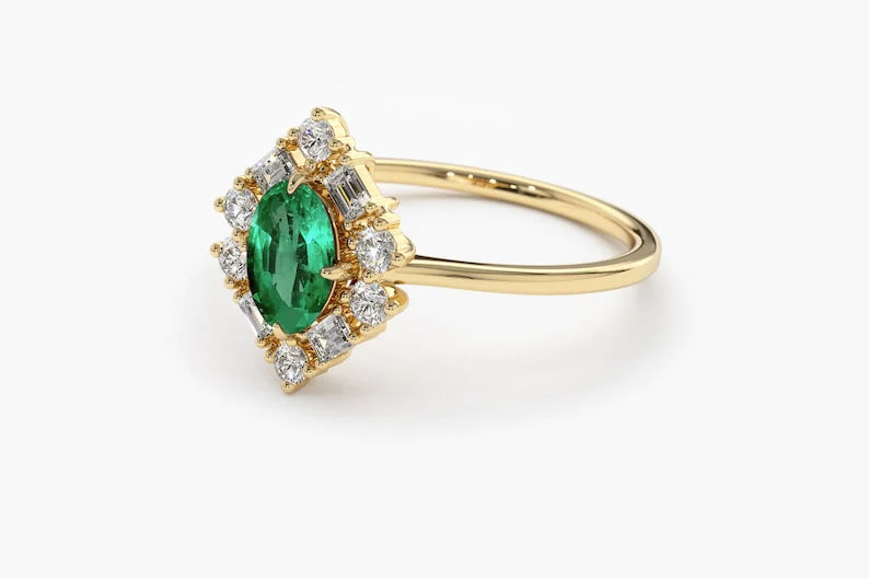 Anel De Noivado em Ouro 18k Solitario Esmeralda e Diamantes Brilhantes
