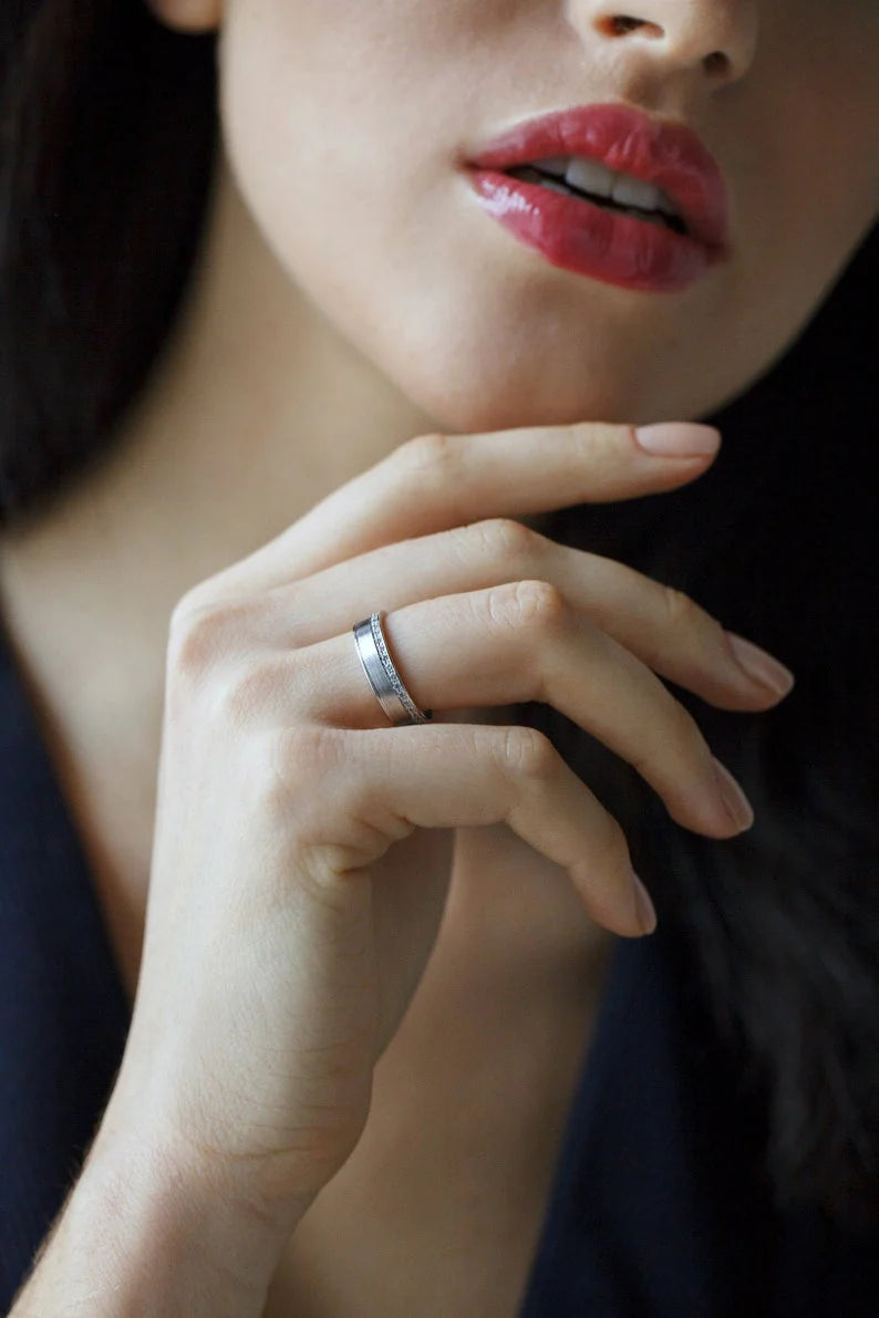 Par de Alianças de casamento noivado ouro 18k diamante Vivid