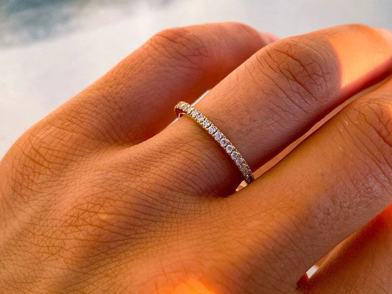 Anel de Ouro 18k Aparador Meia Aliança C/ Diamantes Brilhantes Carl