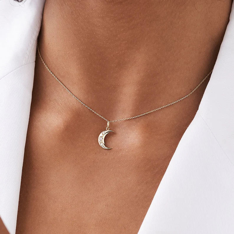 Colar Crescente Lua Corrente Luxo Feminino em Ouro Amarelo 18k c/ Diamante