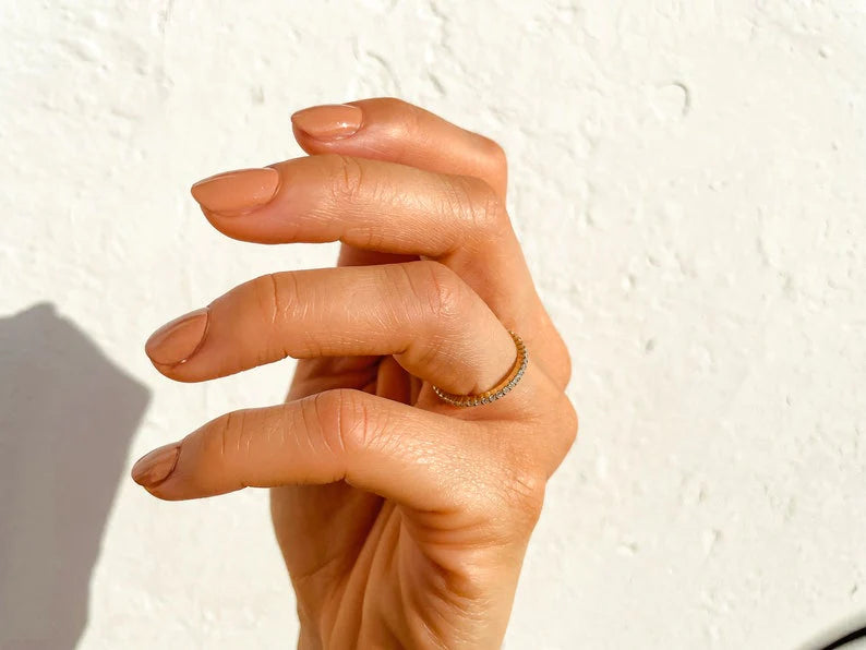 Anel de Ouro 18k Aparador Meia Aliança C/ Diamantes Brilhantes Anne