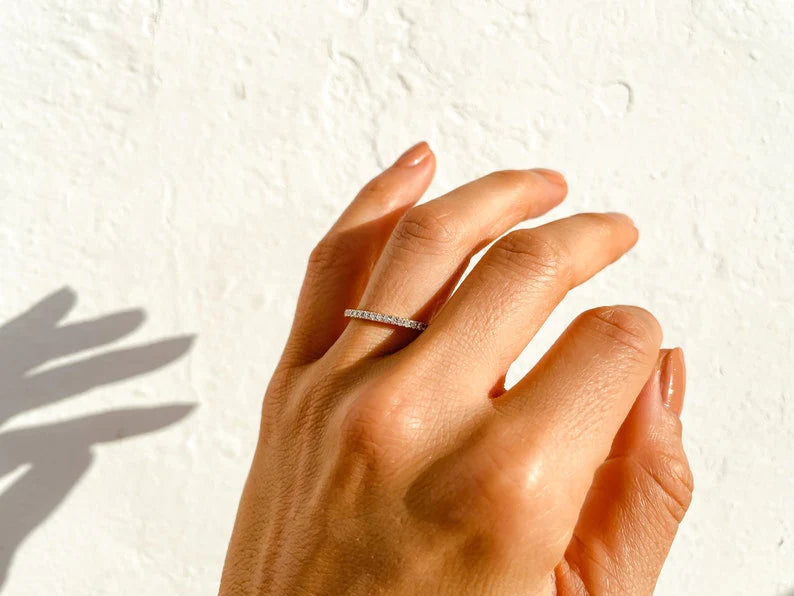 Anel de Ouro 18k Aparador Meia Aliança C/ Diamantes Brilhantes Soul