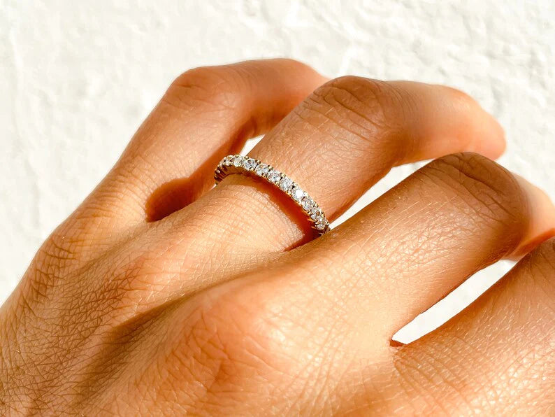 Anel de Ouro 18k Aparador Meia Aliança C/ Diamantes Brilhantes Ster