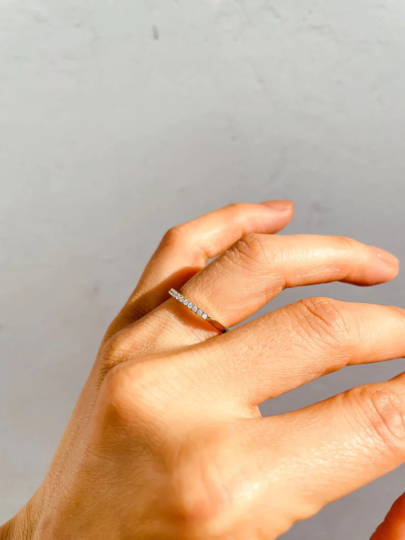 Anel de Ouro 18k Aparador Meia Aliança C/ Diamantes Brilhantes Half