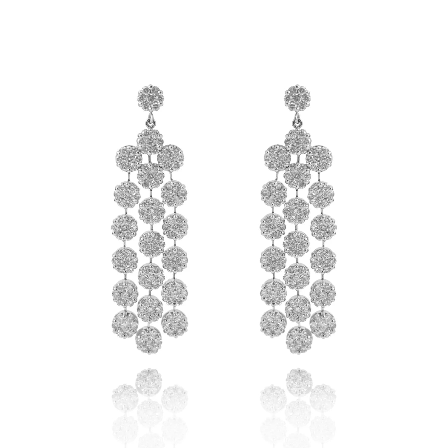 Brinco feminino de ouro 18k diamantes Loren