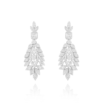 Brinco feminino de ouro 18k diamantes  Miami