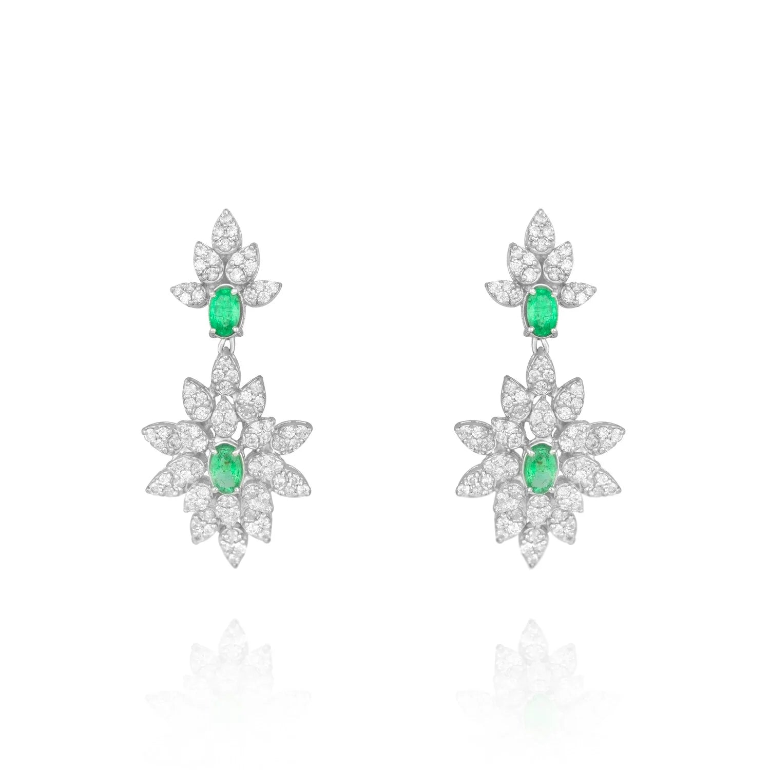 Brinco feminino de ouro 18k diamantes  e esmeralda monaco