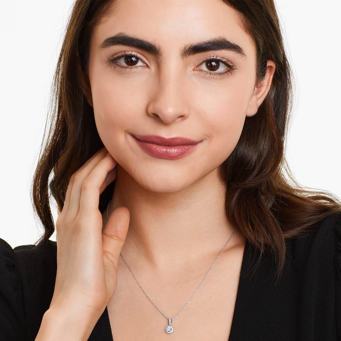 Corrente feminina em Ouro 18k diamantes Ponto de luz