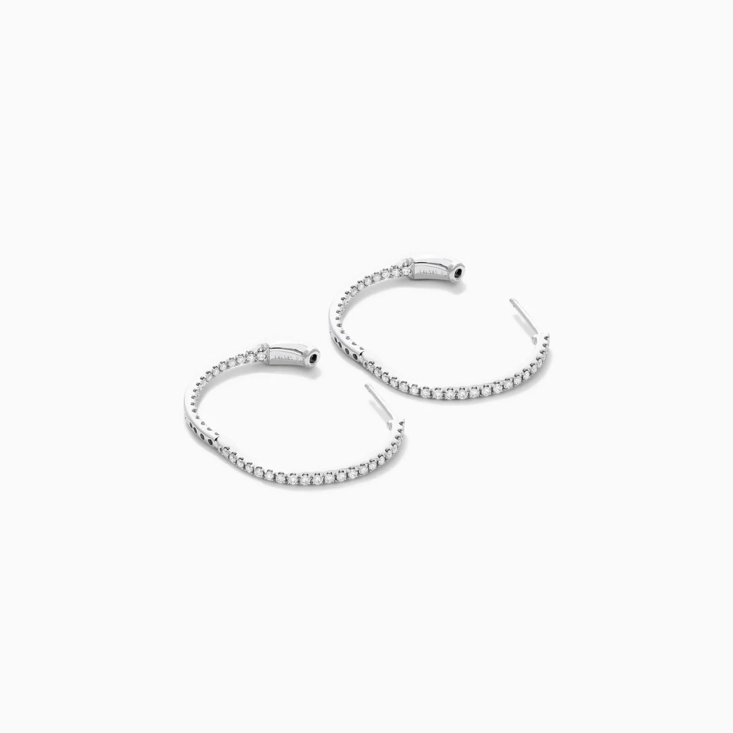 Brinco de Ouro Branco 18k Argola Com Diamantes 0,50 Pts o Par