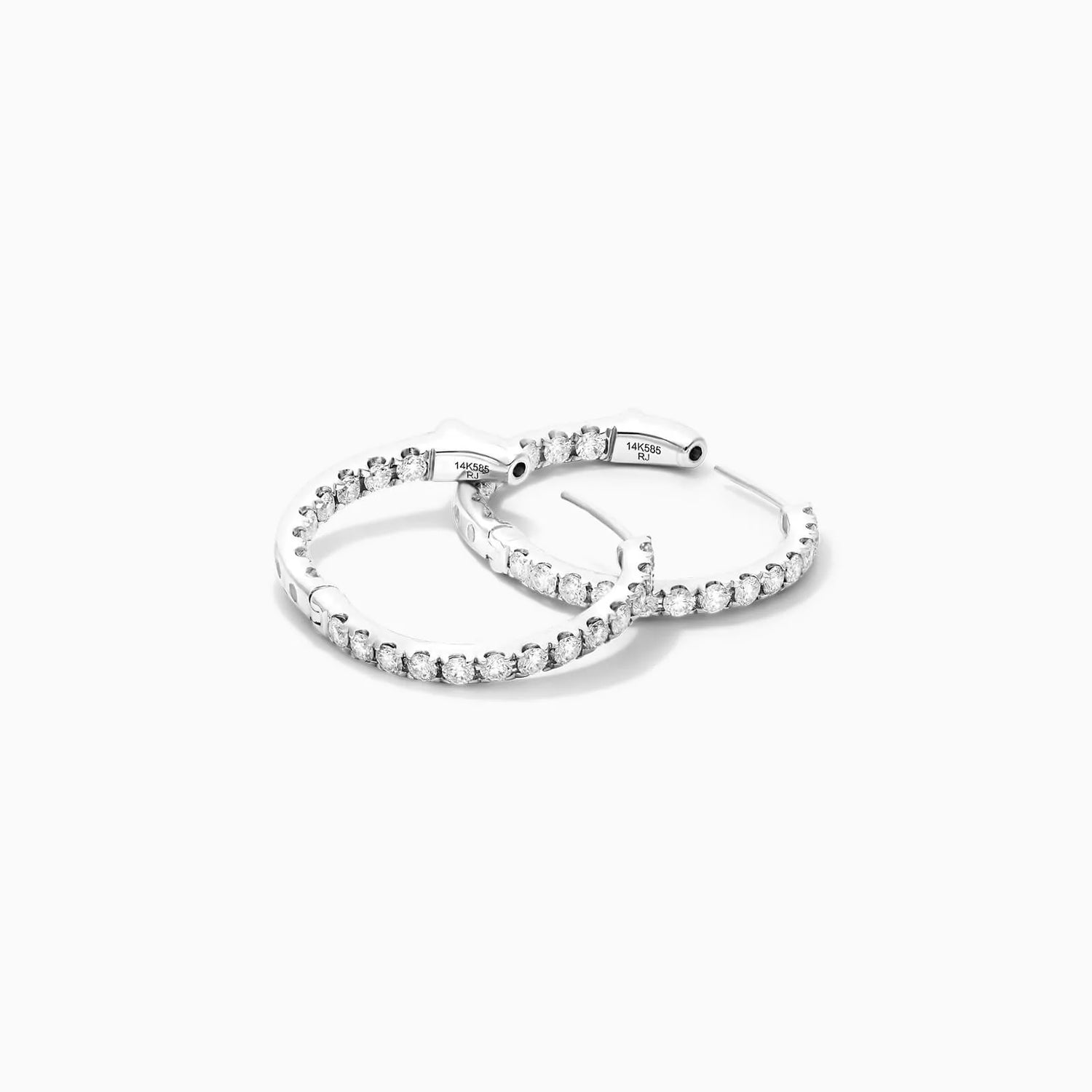 Brinco de Ouro Branco 18k Argola Com Diamantes 1,50 Pts o Par
