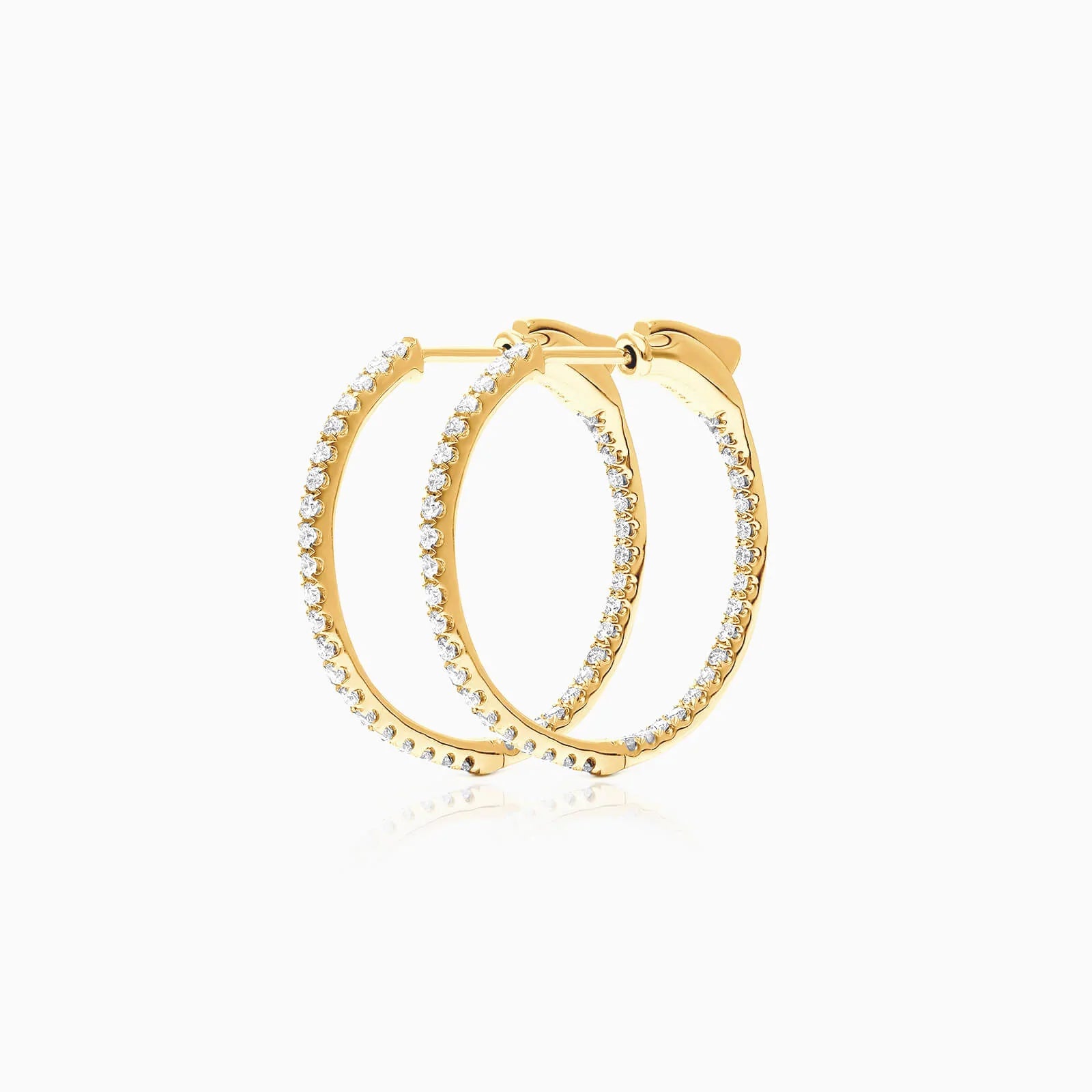 Brinco de Ouro Amarelo 18k Argola Com Diamantes 0,50 Pts o Par