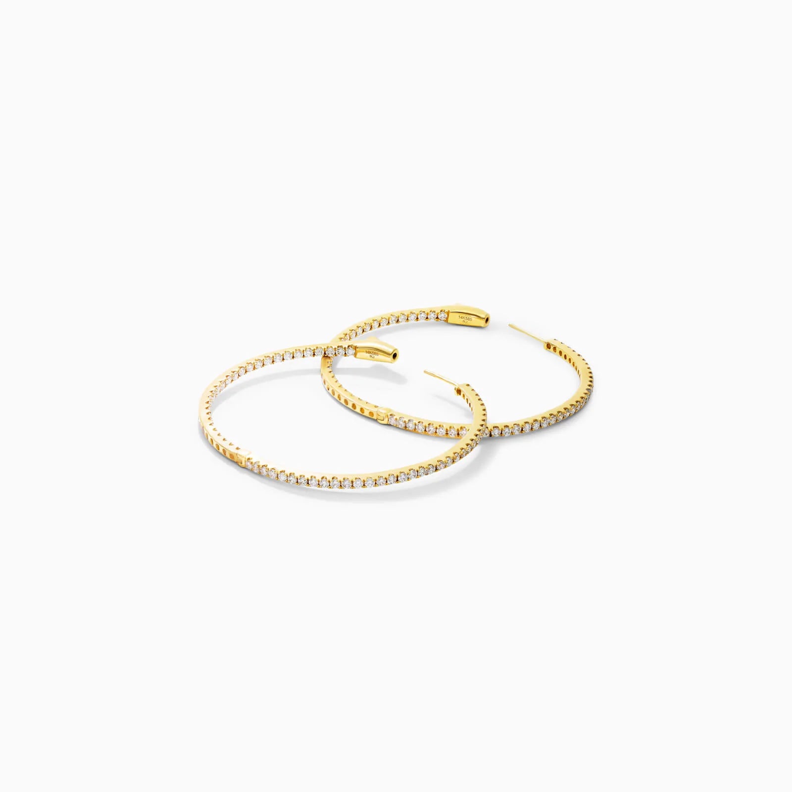 Brinco Argola de Ouro Amarelo 18k Com Diamantes Brilhantes 2,00 Pts o Par