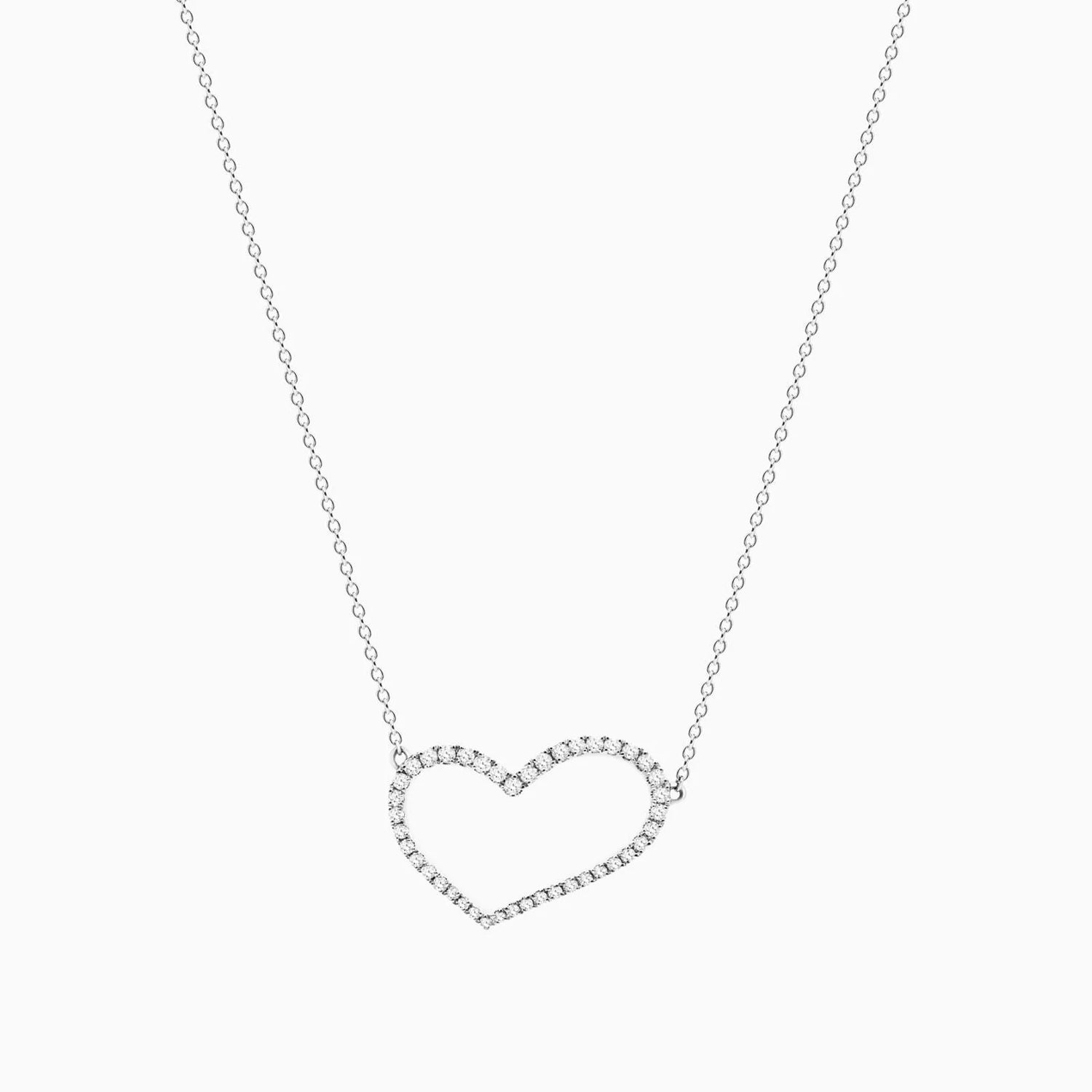 Corrente feminina em Ouro 18k diamantes Coração luxo