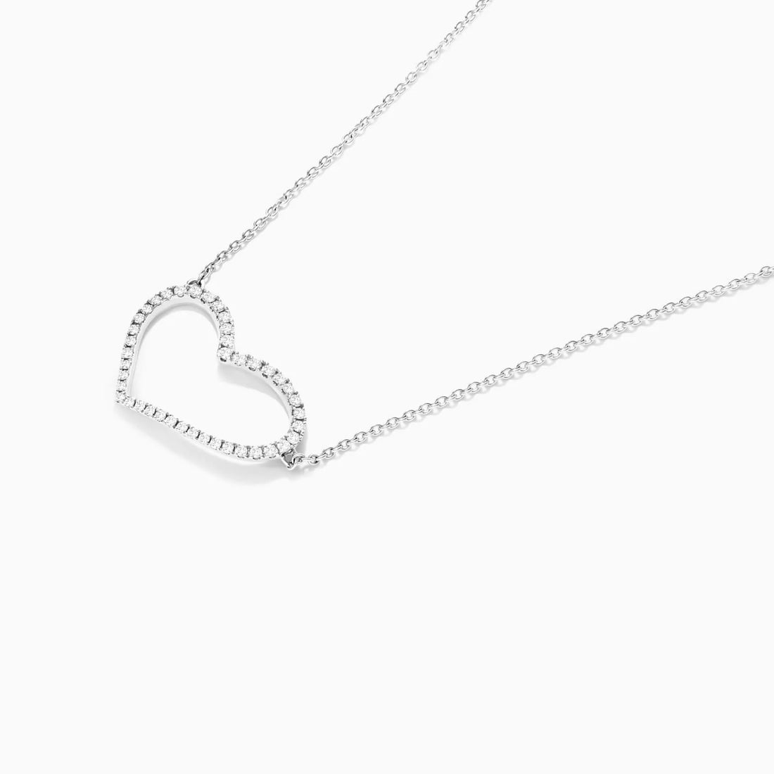 Corrente feminina em Ouro 18k diamantes Coração luxo