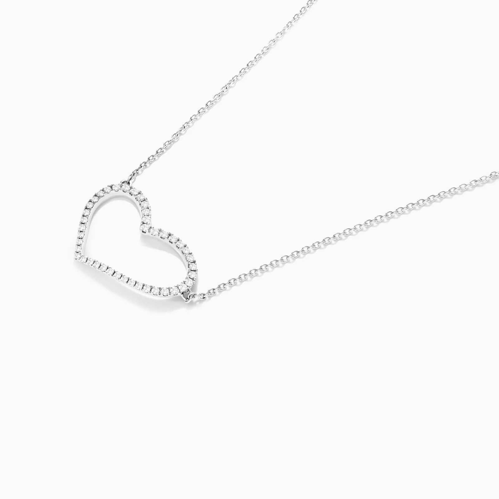 Corrente feminina em Ouro 18k diamantes Coração luxo