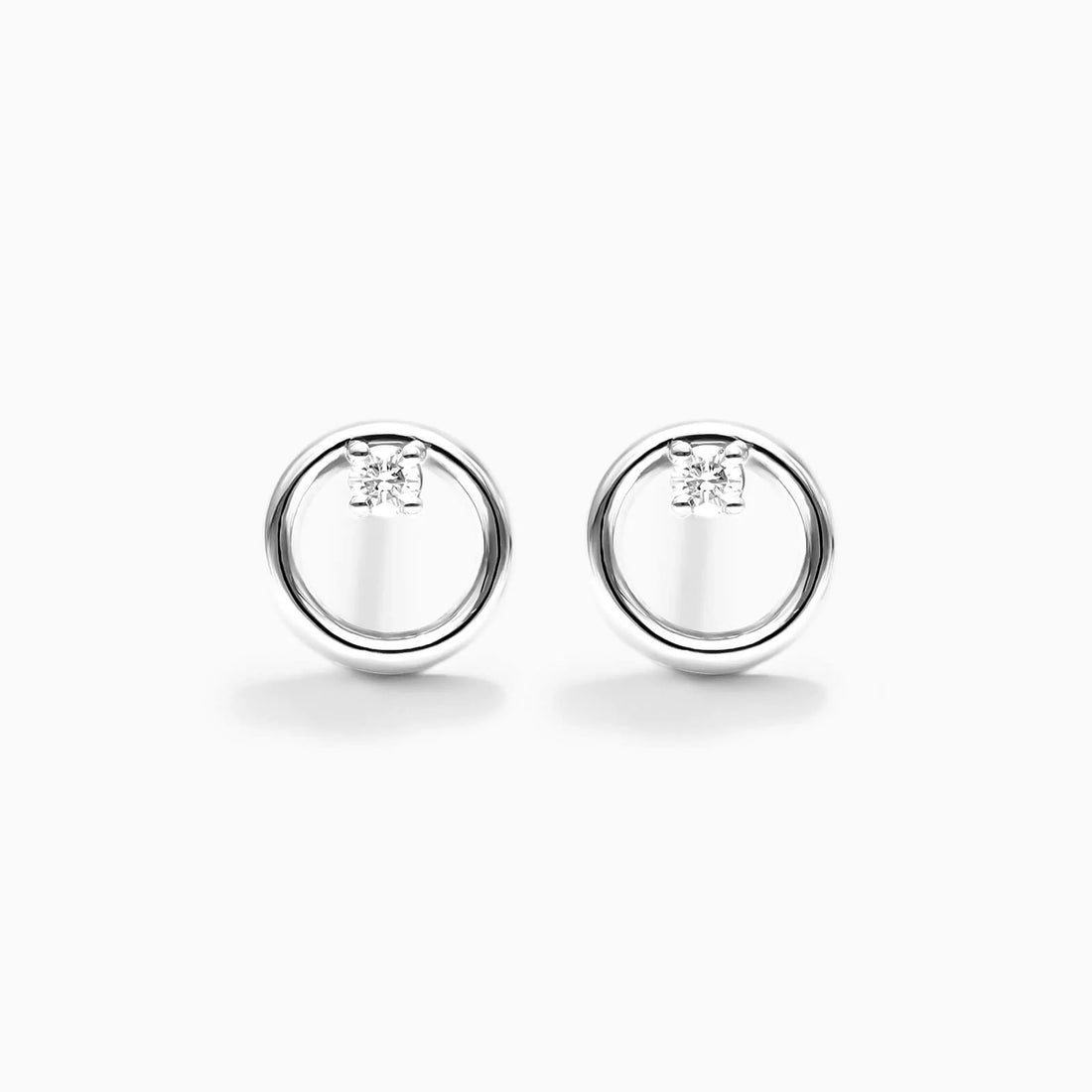 Brinco de  Ouro 18k feminino circle  Diamantes  Luxo