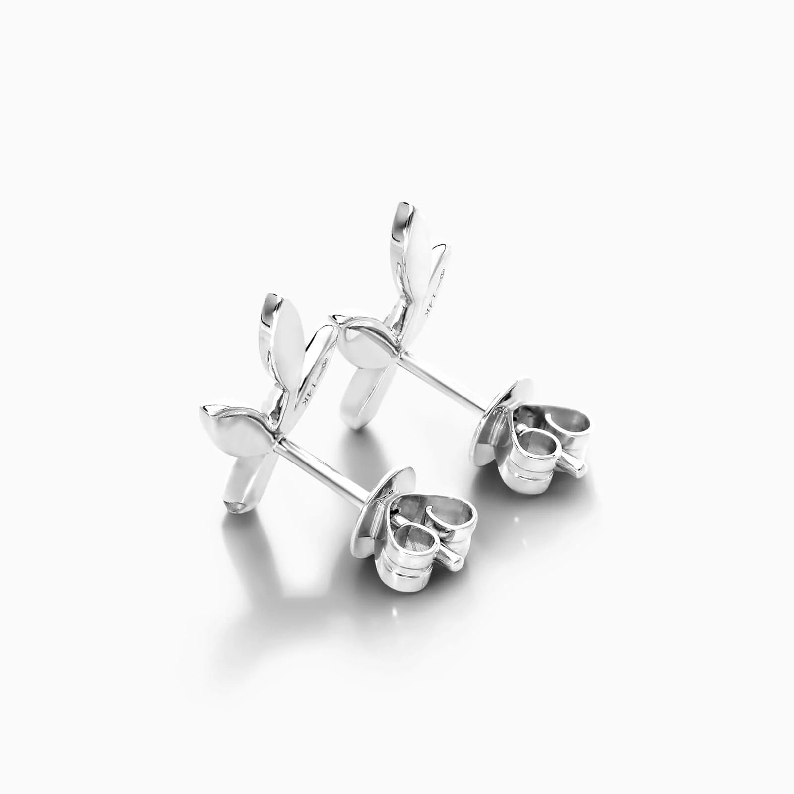 Brinco De Ouro 18k Feminino Três Folhas c/ Diamantes Delicado