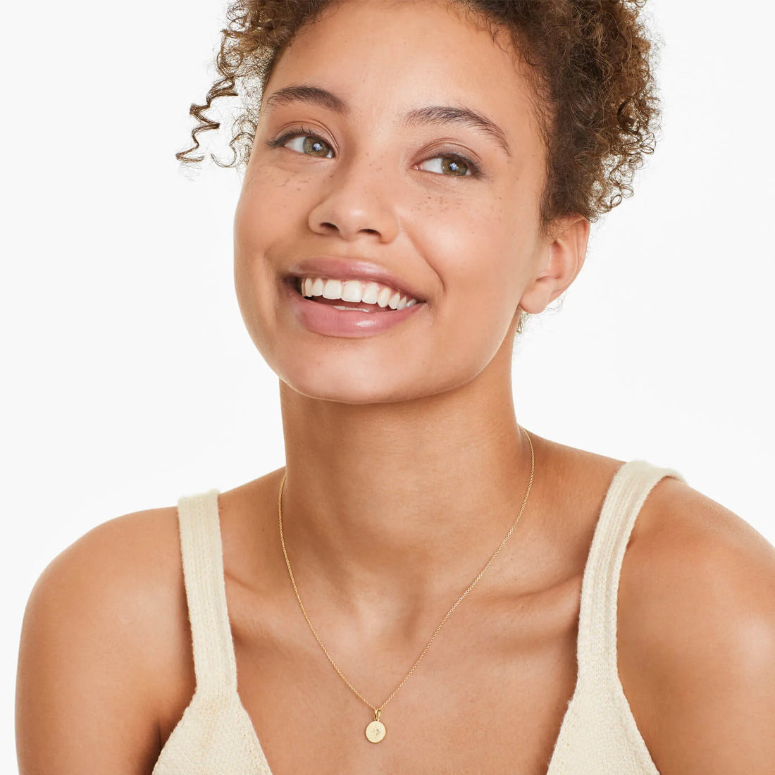 Colar Feminina Corrente  em Ouro Amarelo 18k Estrela Diamante Solitario