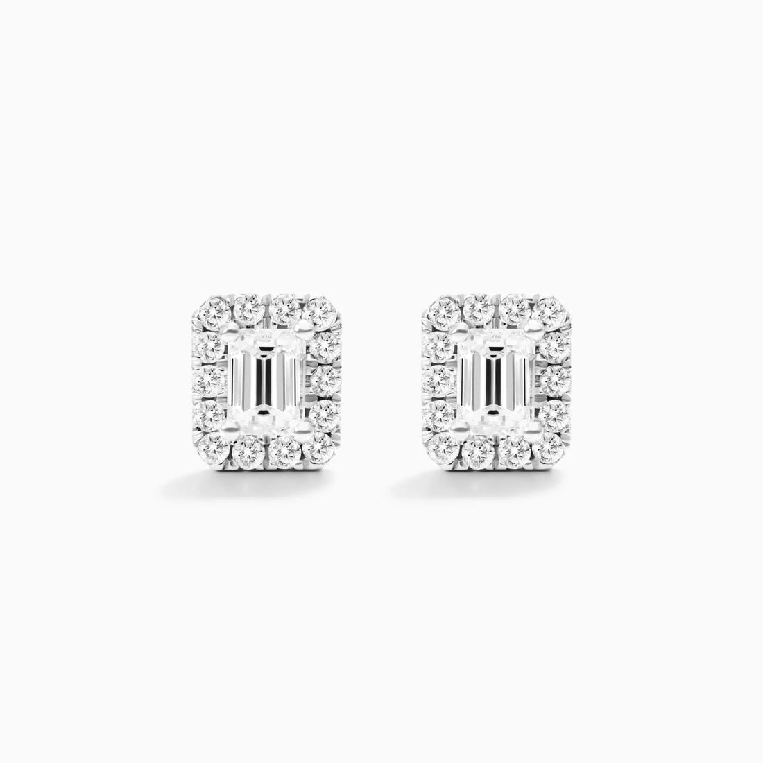 Brinco De Ouro Branco 18k Diamantes Brilhantes e Corte Esmeralda