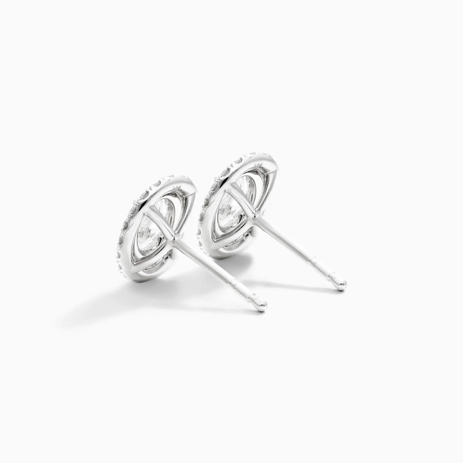 Brinco De Ouro Branco 18k Oval Com Diamantes Brilhantes De Luxo