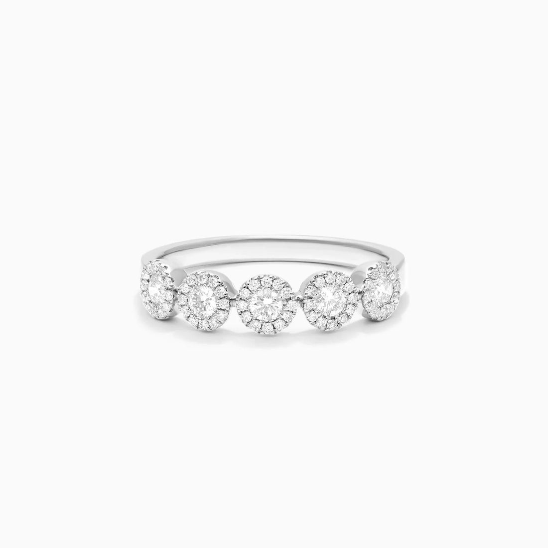 Anel Halo De Ouro Branco 18k Cinco Diamantes Brilhantes