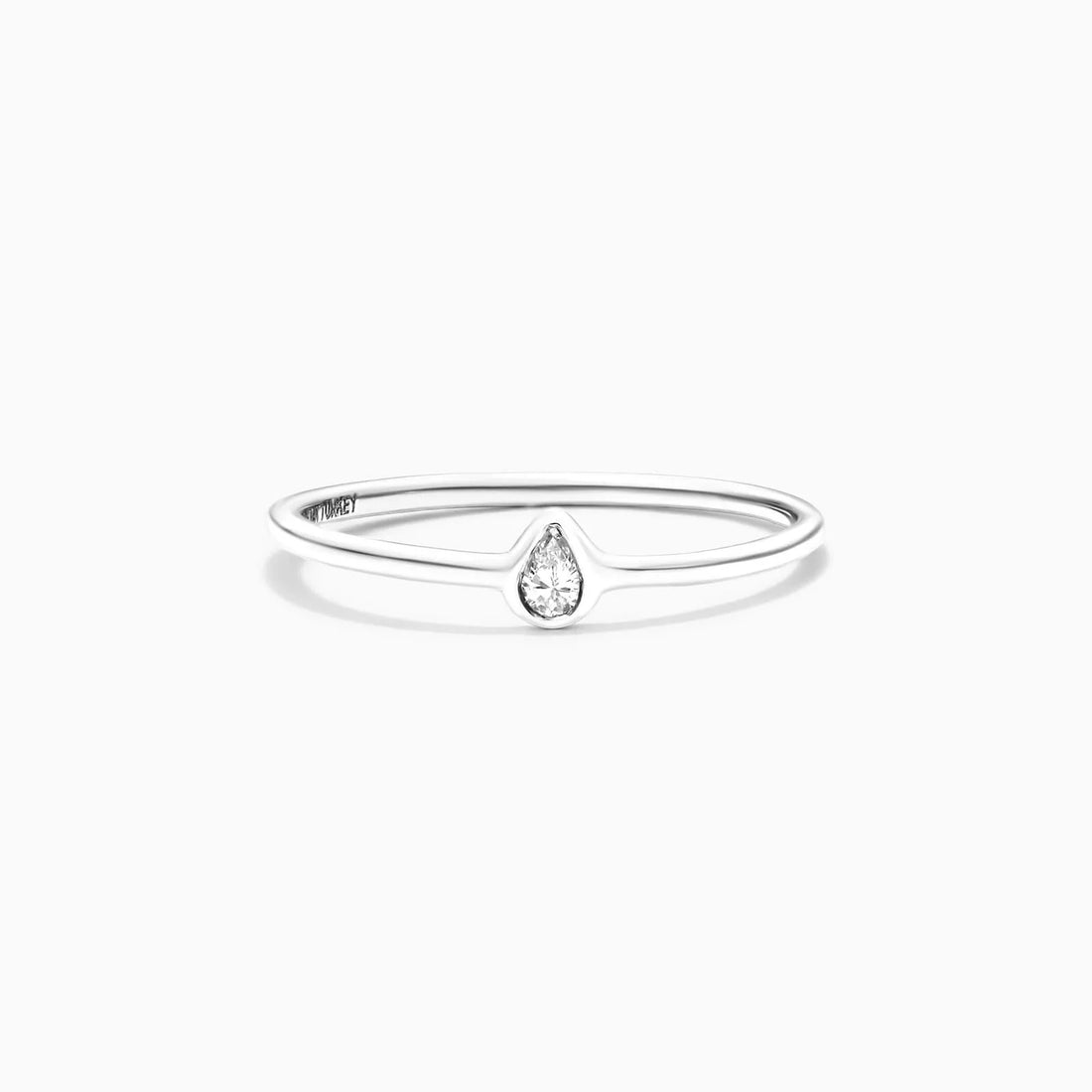 Anel De Ouro Branco 18k c/ Moldura e Diamante Solitario