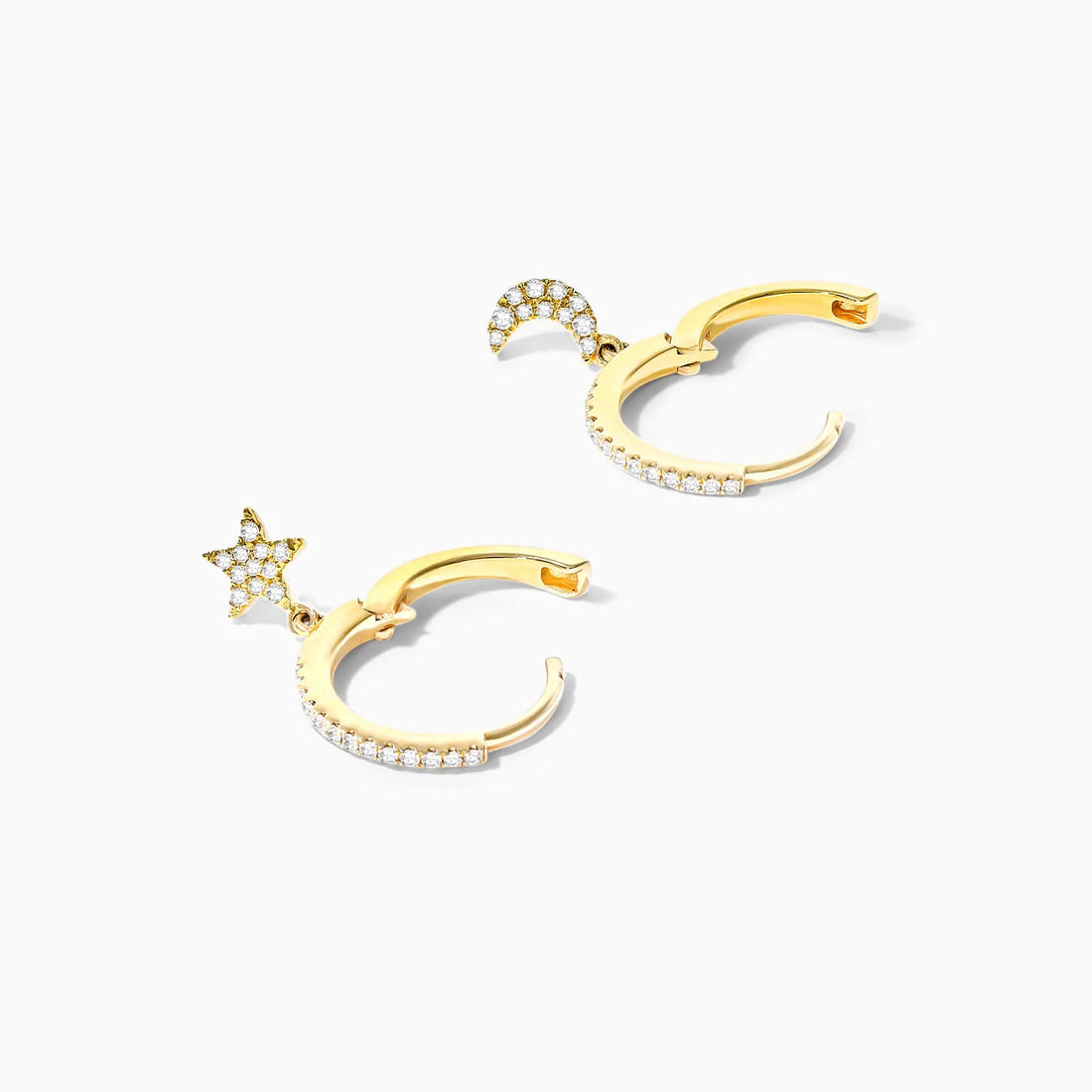Brinco de  Ouro 18k feminino  Diamantes Lua e estrela Luxo