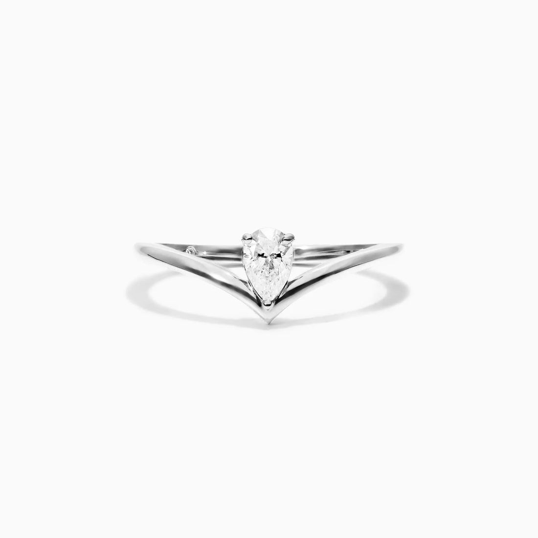 Anel De Ouro Branco 18k Em V de Luxo Diamante Solitario