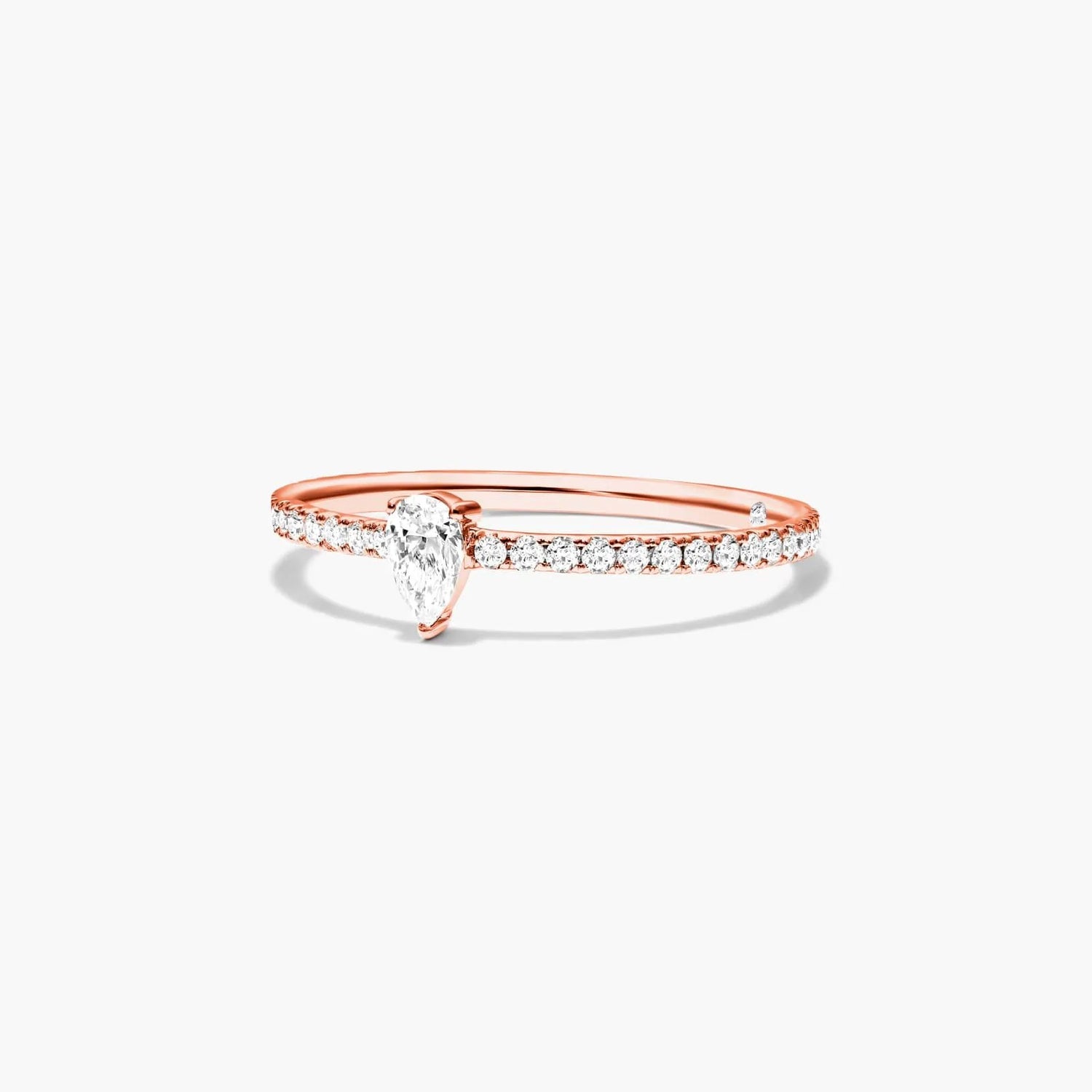 Anel De Ouro 18k Noivado C/ Diamantes Brilhantes