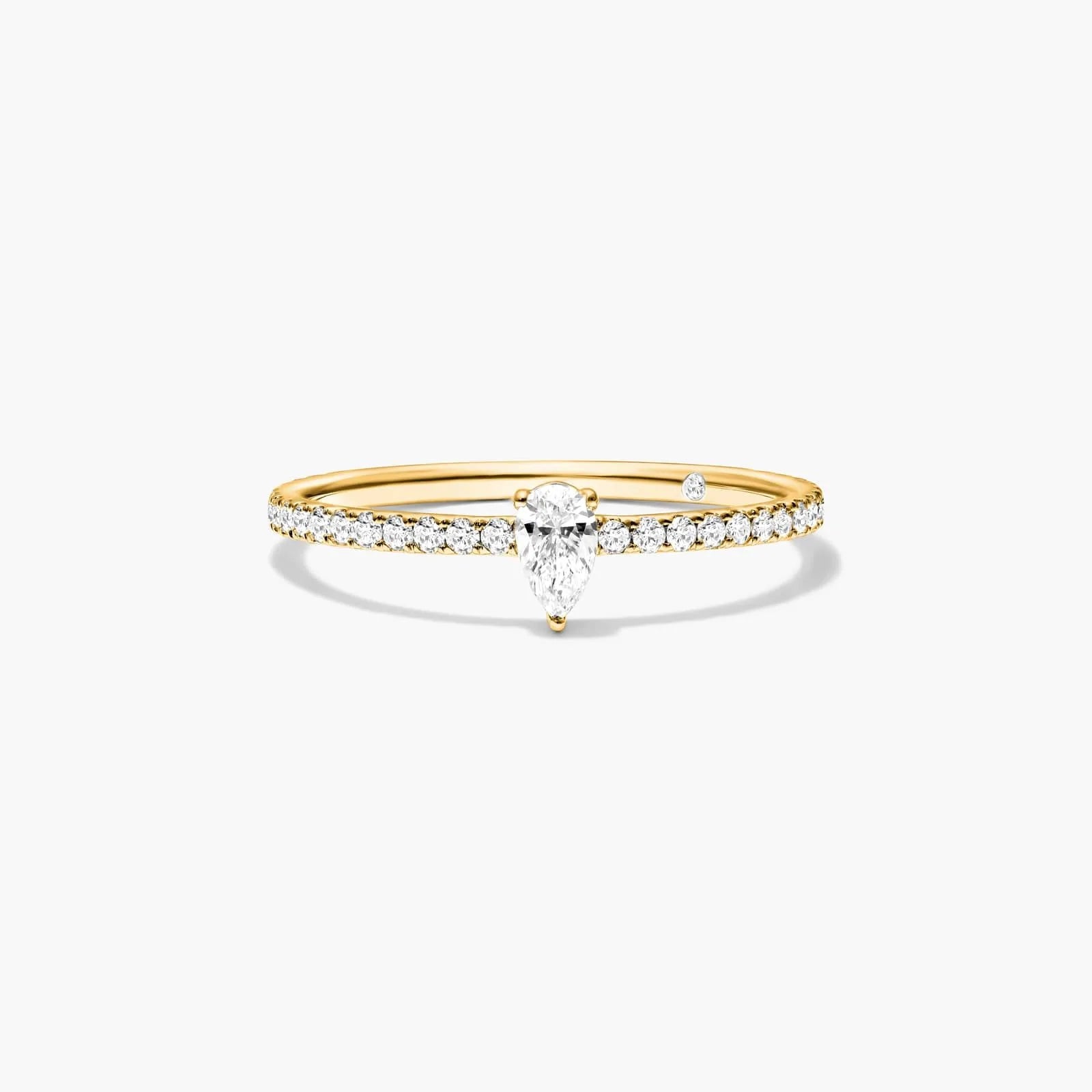 Anel De Ouro 18k Noivado C/ Diamantes Brilhantes