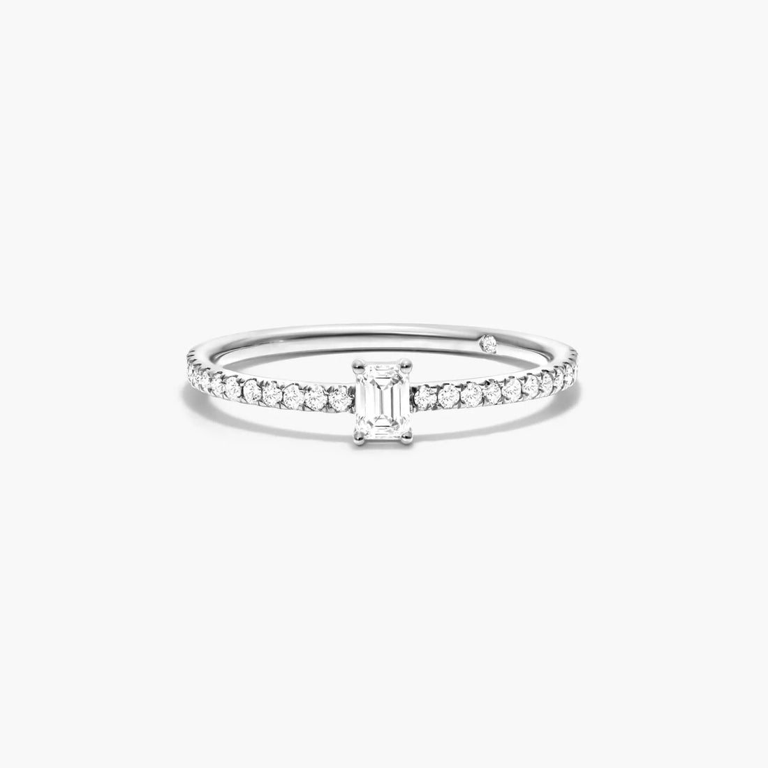 Anel De Ouro 18k Noivado C/ Diamante Quadrado e Brilhantes