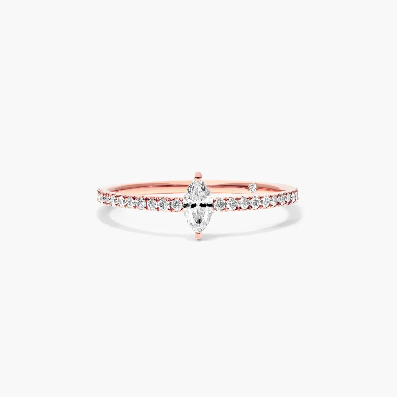 Anel De Ouro 18k Noivado C/ Diamante Marquise E Brilhantes