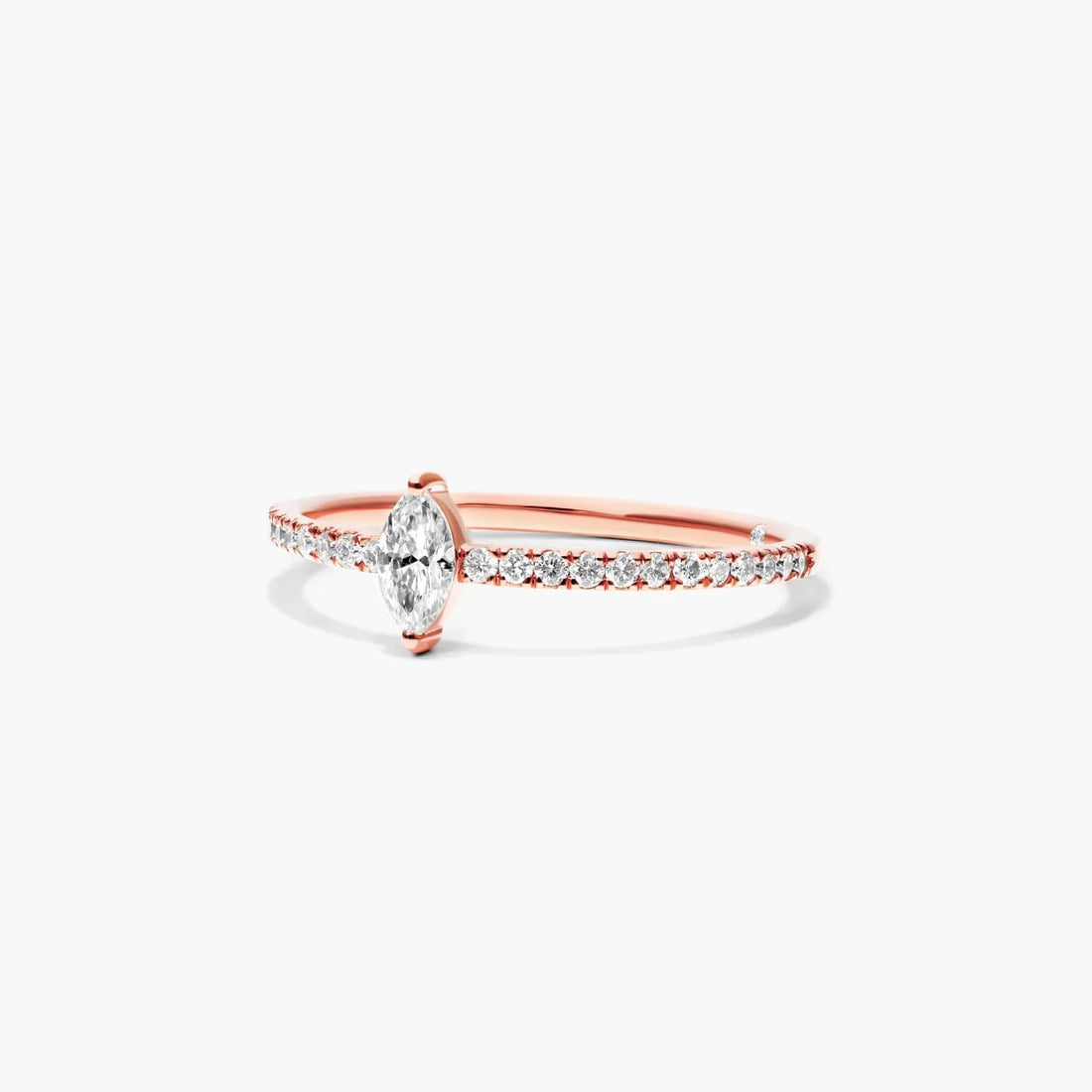 Anel De Ouro 18k Noivado C/ Diamante Marquise E Brilhantes
